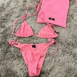 TRIANGL hot pink triangle string bathing suit with bag.